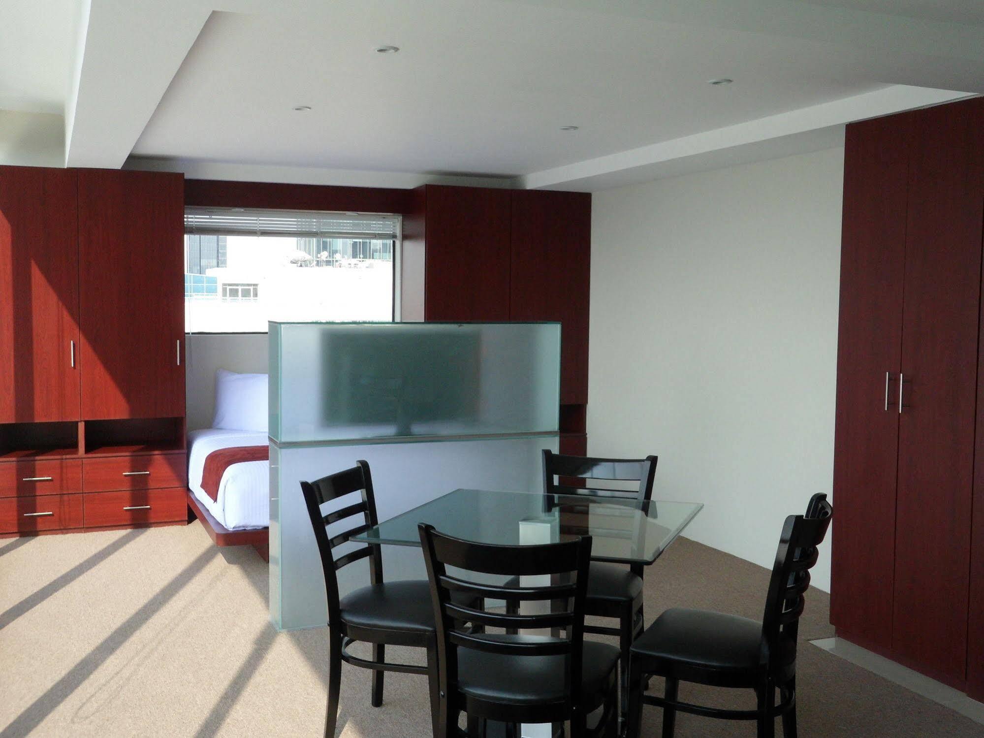 Suites Capri Reforma Angel 380 เม็กซิโกซิตี้ ภายนอก รูปภาพ